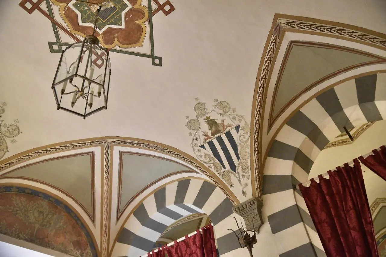 Cozy Apartment In A Private Museum In Oltrarno Florence