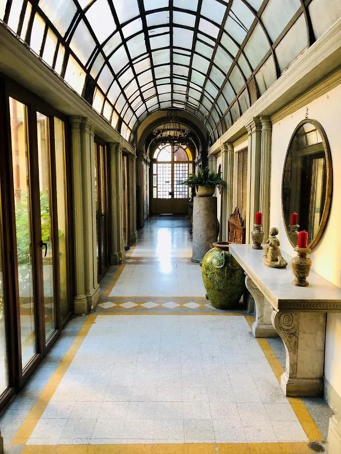Cozy Apartment In A Private Museum In Oltrarno Florence