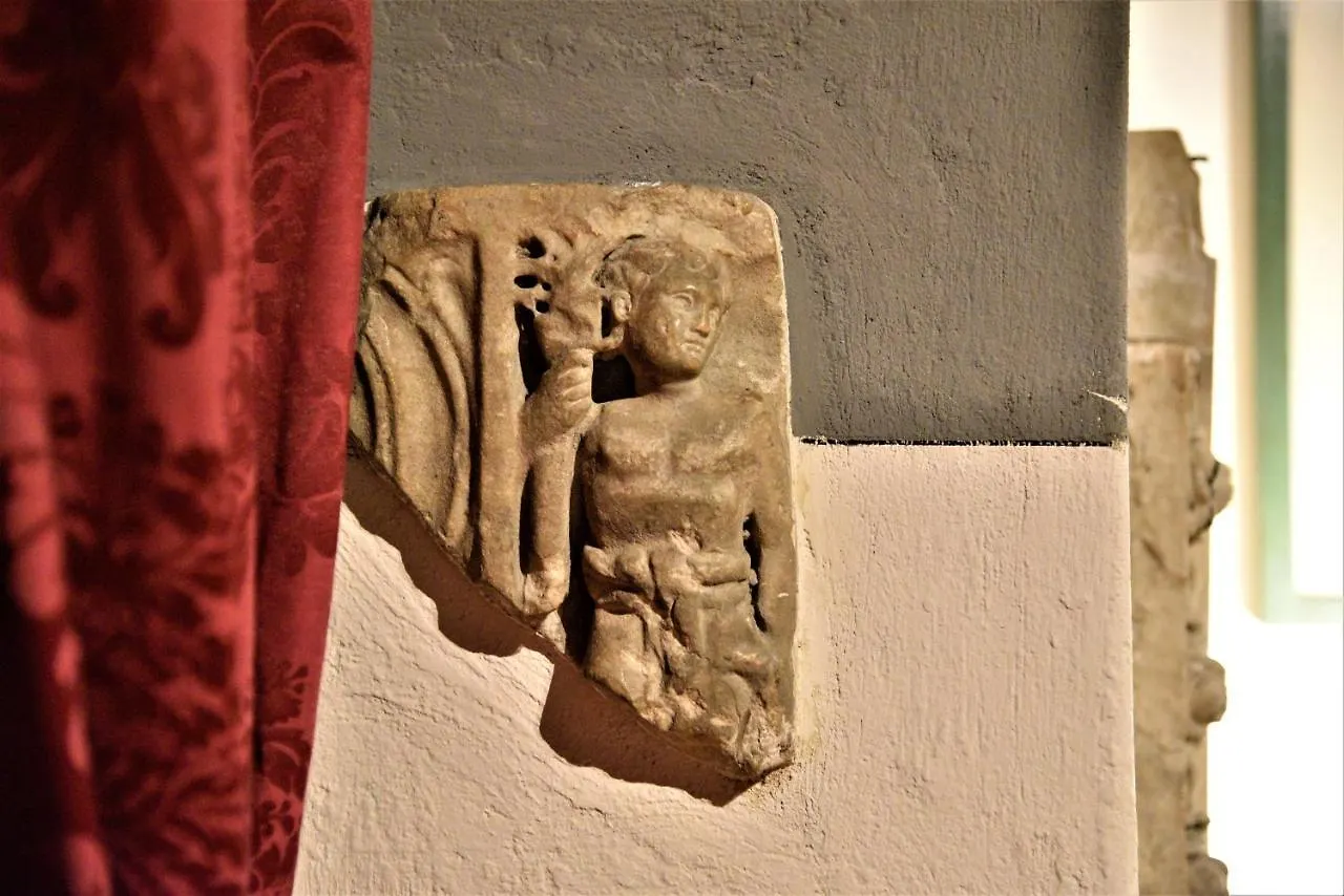 Cozy Apartment In A Private Museum In Oltrarno Florence