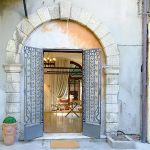  Appartamento Due Archi-nel Cuore Del Centro Italia